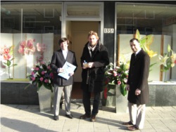 Opening van de medicijnkluisjes door A. Stapelkamp